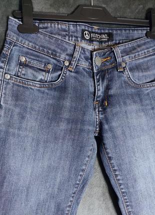 Moschino, оригинал, женские джинсы.4 фото