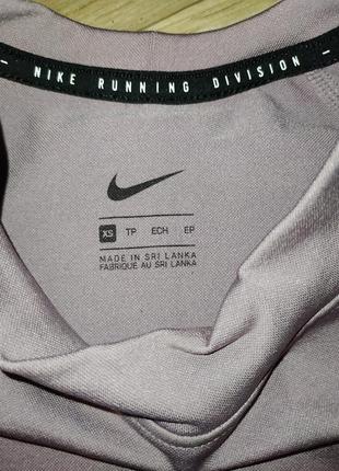 Толстовка nike w nk run dvn top eng knit

спортивная кофта для бега лонгслив7 фото