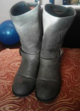 Класні ботінки фірми dockers.