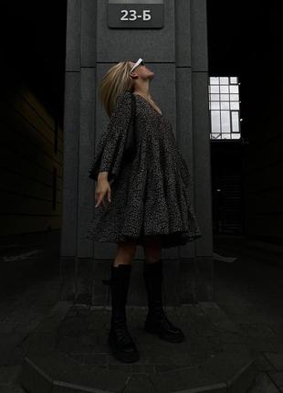 Стильне класичне класне красиве гарненьке зручне модне трендове вечірннє просте плаття сукня чорна3 фото