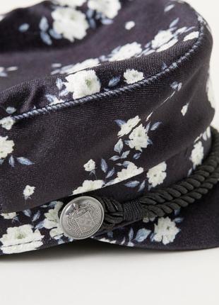 Новая кепи кепка капитанка черная атласная фуражка в цветочный принт,трендовый картуз2 фото