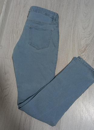 Джинсы скинни 165зр.