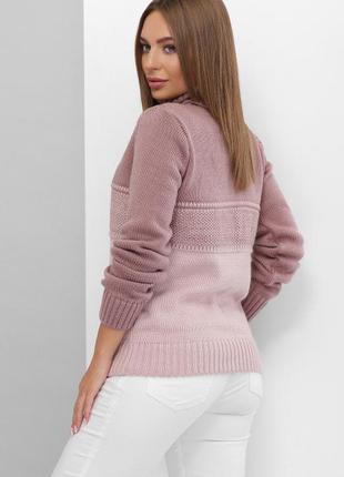 Двухцветный женский свитер под горло фрез-пудра 42-482 фото