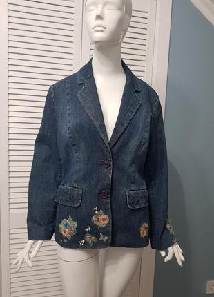Оригинальный джинсовый жакет с вышивкой debenhams1 фото