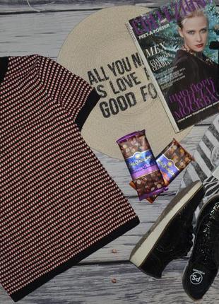 26/s фірмова трикотажна блуза жіноча блузка футболка з орнаментом zara