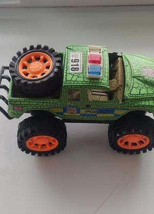 Машинка камуфляжная