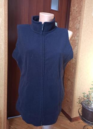 Флісова жилетка