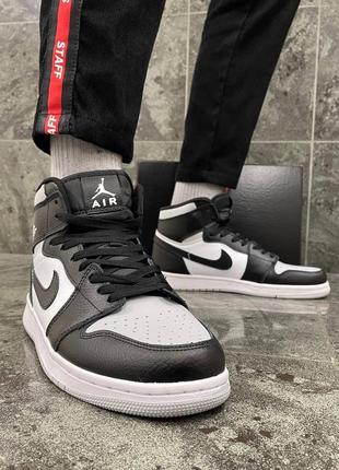 Мужские высокие кожаные кроссовки nike air jordan 1 black / gray (кожа)#найк6 фото