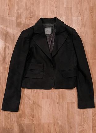 Укороченный брендовый шерстяной пиджак1 фото