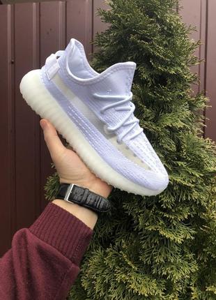 Жіночі кросівки adidas yeezy white/ кросівки для міста та прогулянок/ спортивные кроссовки на каждый день