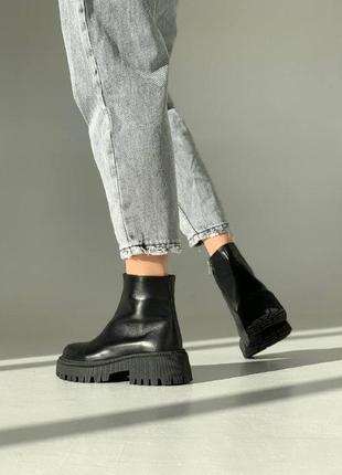 Демисезонные женские кожаные черные ботинки без шнурков, натуральная кожа4 фото