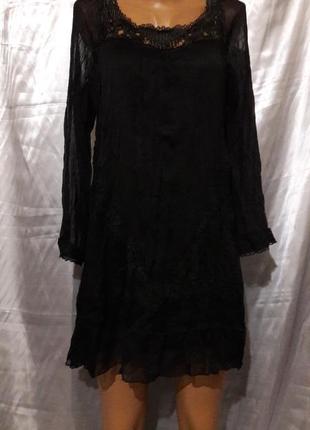 Черное платье в пеньюарном стиле от christelle