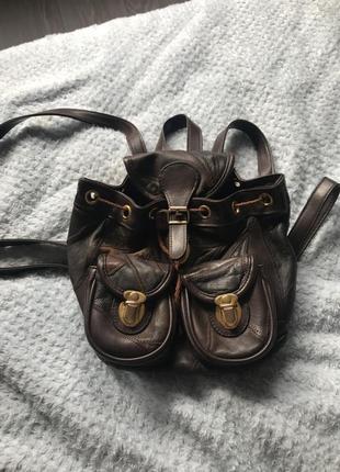 Кожаный рюкзак