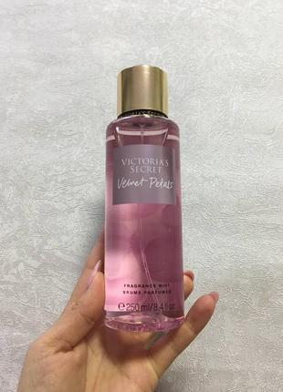 Спрей victoria's secret velvet secret