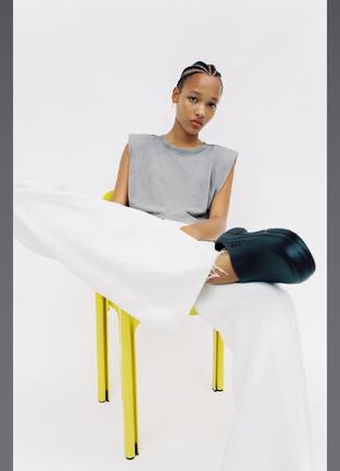 Футболка з підплечниками zara