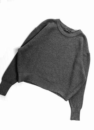 Крутой свитер zara