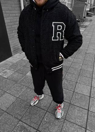 Плюшевий бомбер чорний на весну / весняні бомбери для чоловіків