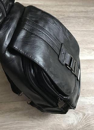 Модний жіночий рюкзак бананка чорний7 фото