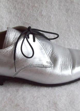 Туфли кожа серебристые, размер 39-40