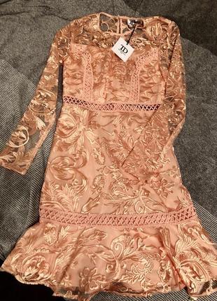 Новое персиковое платье миди вечернее выпускное праздничное размер с-м бренд true decadence с бирками скидка сток outlet распродажа кружевное5 фото