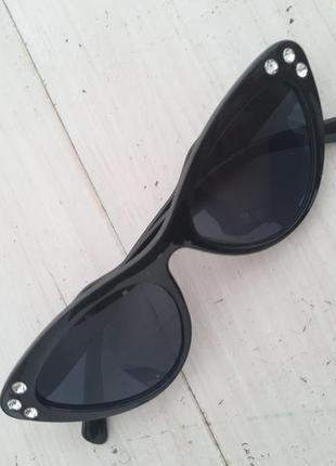 Мегастильные очки