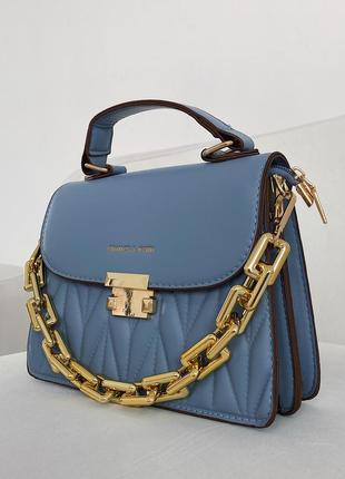Прекрасная сумка женская сумочка в стиле charles & keith небесно-голубая кожаная3 фото