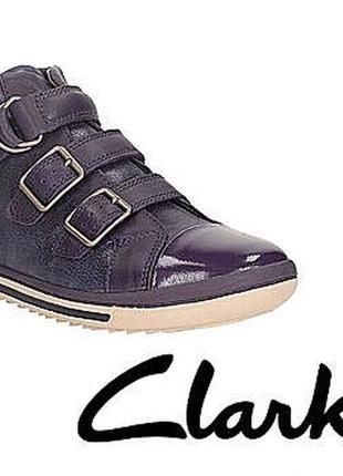 Р. 33, 33.5, 34, 35 ботинки кожаные clarks оригинал6 фото