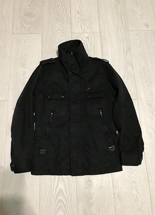 Классная курточка diesel оригинал