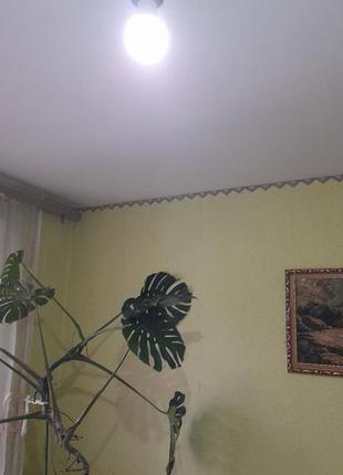 Led лампа на аккумуляторе светит 5 часов2 фото