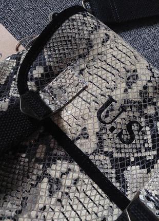 Стильная брендовая кожаная сумка змеиный принт. sac u.s3 фото