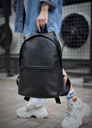 Шкіряний стильний зручний рюкзак чорний жіночий3 фото