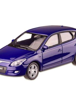 Машина металлическая hyundai i30 "welly" 44012cw масштаб 1:43