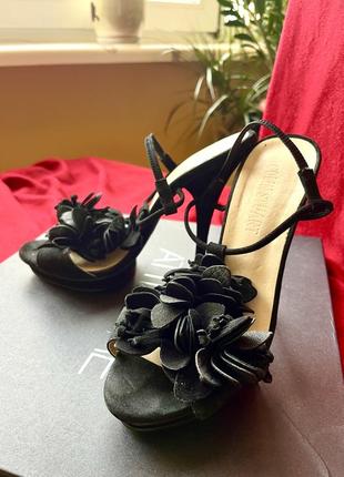 Вечерние босоножки colin stuart