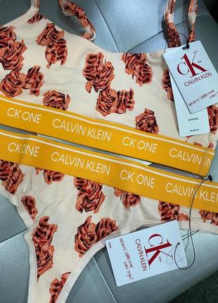 Комплект белья calvin klein оригинал топ трусики бикини