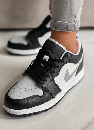 Женские кожаные кроссовки nike air jordan #найк