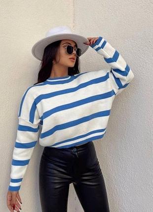 Модный полосатый джемпер oversize