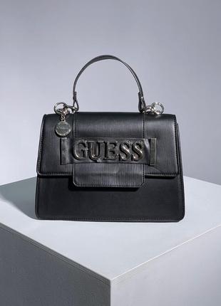 Женская стильная черная сумка guess тренд сезона4 фото