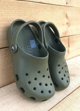 Крокси сабо crocs classic clog army green чоловічі крокси жіночі крокси класичні крокси