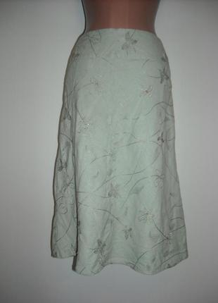 Юбка nev look пастельно зеленого цвета 55-лен,45-вискоза ткань с цветами.
