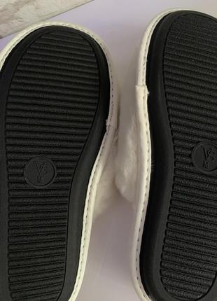 Тапочки victoria’s secret closed toe faux fur slippers