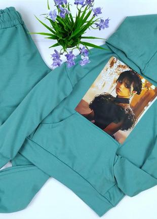 Дитячий спортивний костюм на дівчинку