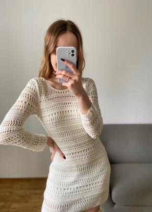 Молочное ажурное вязаное платье4 фото