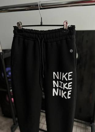 Теплі спортивні штани nike / якісні чоловічі спортивки найк4 фото