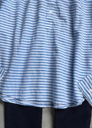 Легка блуза в смужку вільного крою з накладною кишенею3 фото