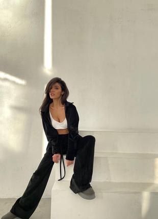 Велюровый костюм