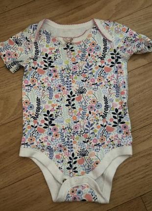 Боді з квітковим принтом  9-12 місяців для дівчинки