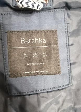 Bershka свет непромокаемая куртка деми7 фото