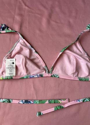 Рожевий з зеленими квітами верх бюст від купальника з тоненьким паралоном3 фото