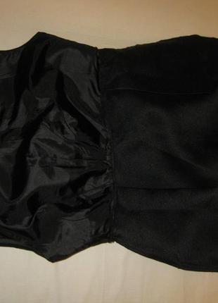 Елегантна силуетна приталена класична закрита офісна чорна сукня безрукавка boohoo км1493 з карманам5 фото