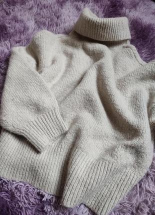 Свитер шерстяной с горлом стойкой прямого кроя